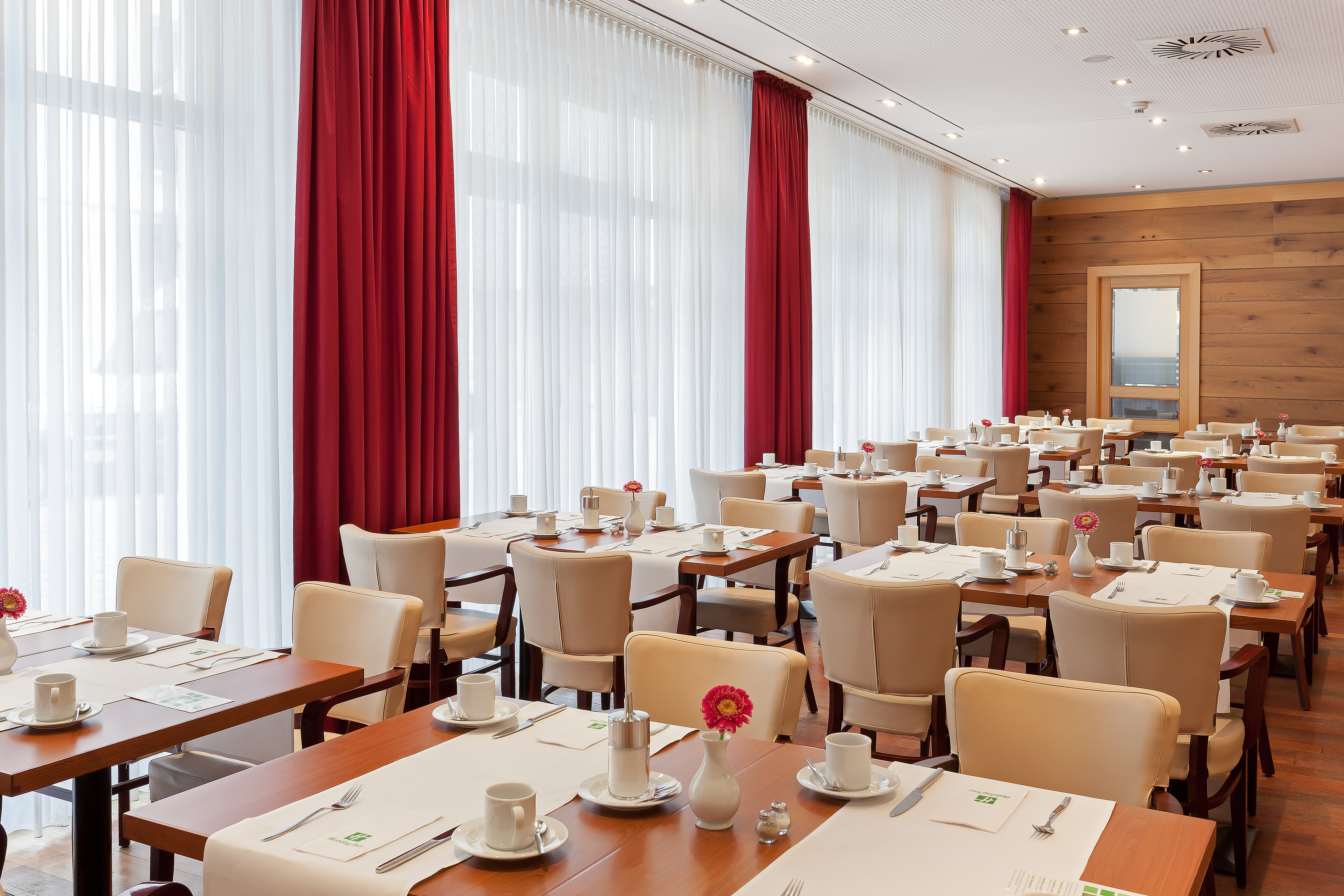 Holiday Inn Nurnberg City Centre 68/78