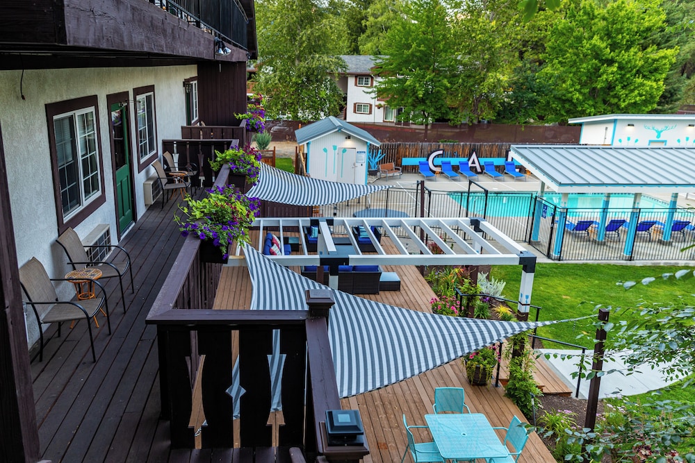 Blue Elk Inn 42/51