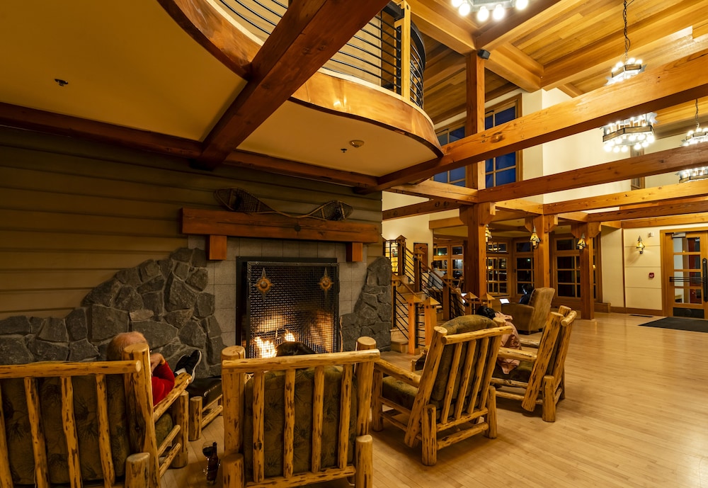 Old Faithful Snow Lodge & Cabins 23/37