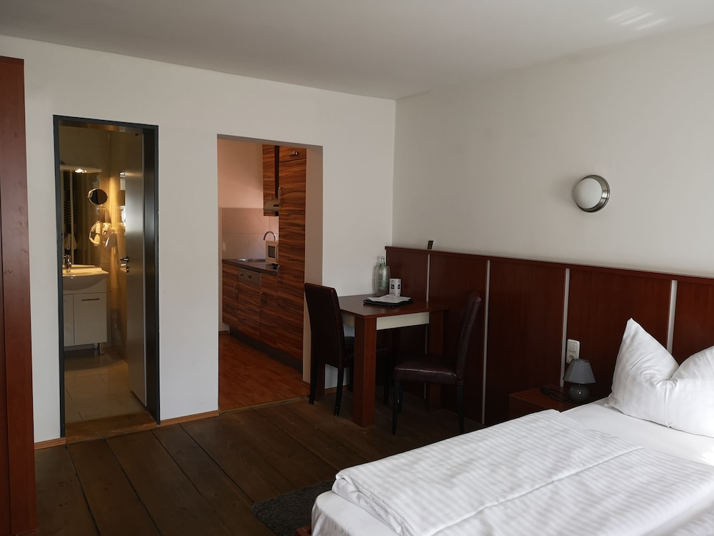 ATLAS Posthotel 27/67