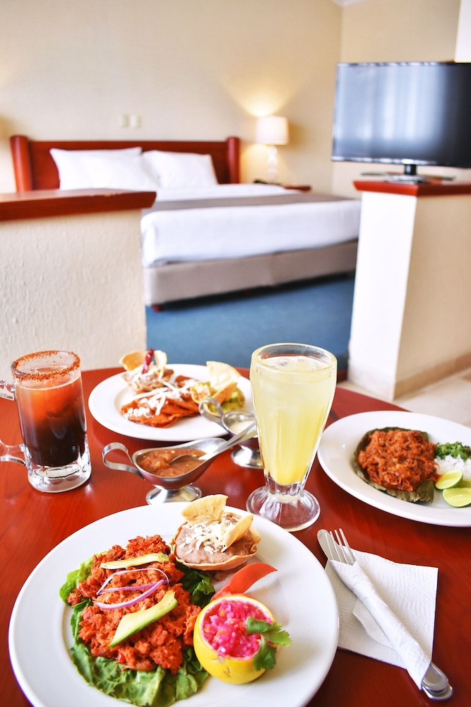 La Posada Hotel &amp; Suites 46/68