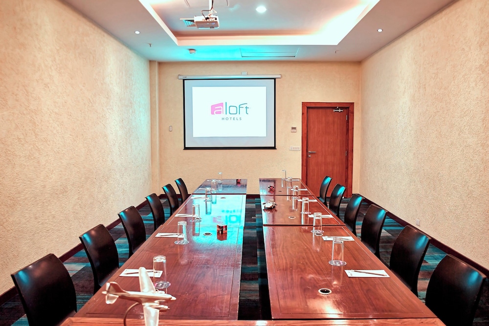 Aloft Bengaluru Whitefield 40/50