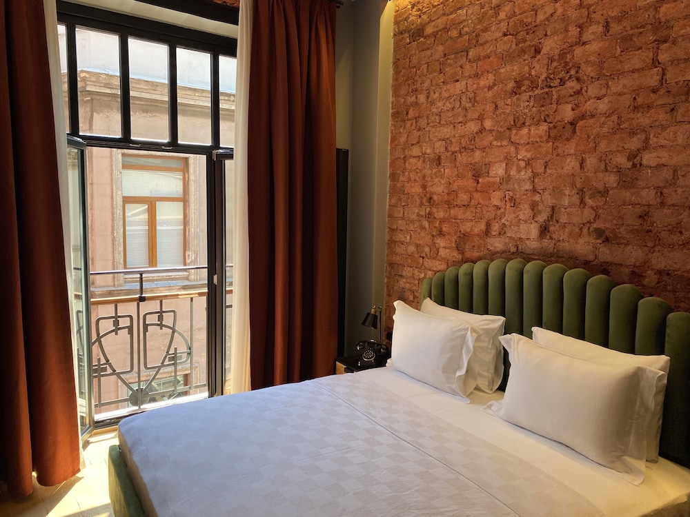 STANDARD, DOUBLE BED, STREET VIEW