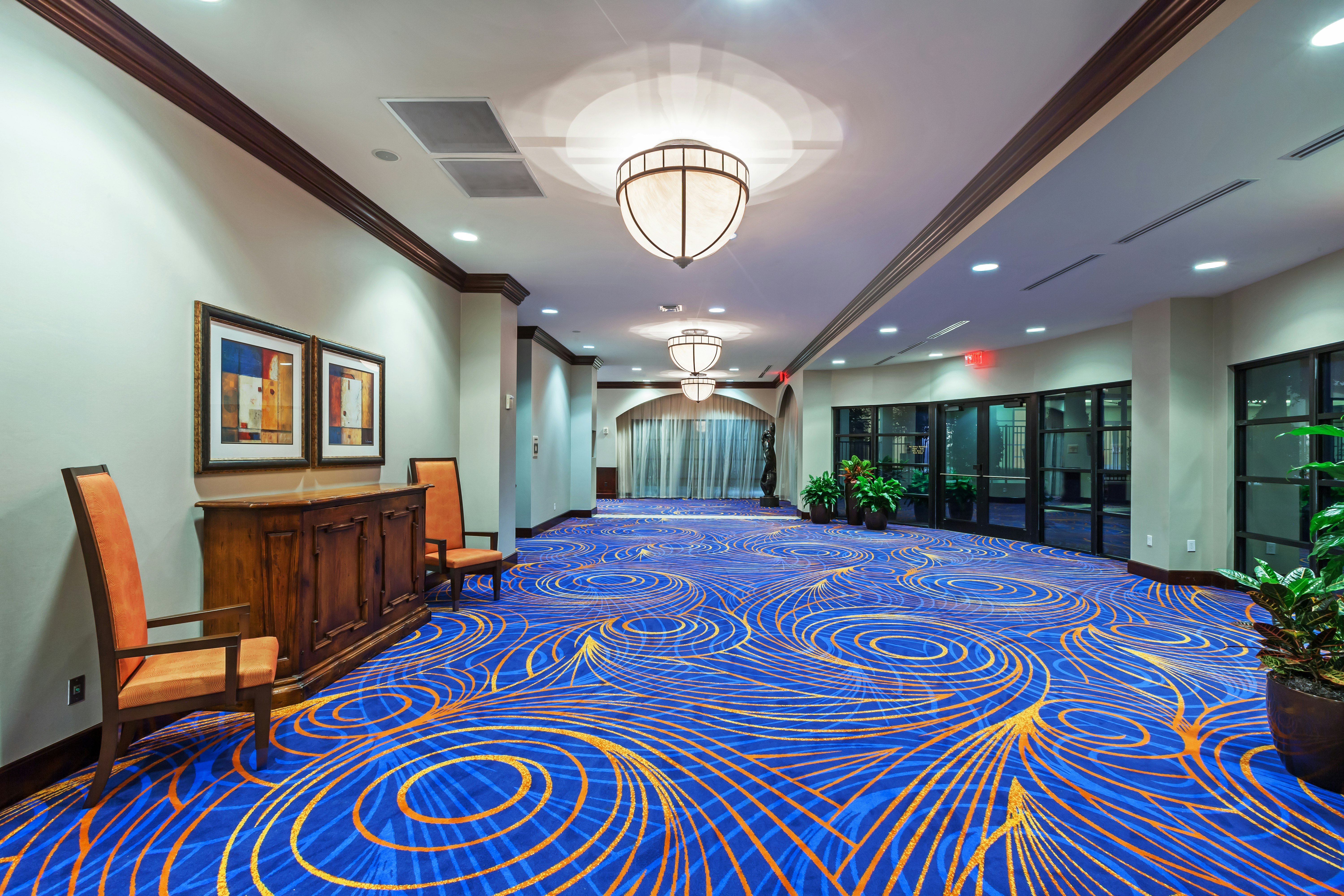 Hilton Waco 37/50