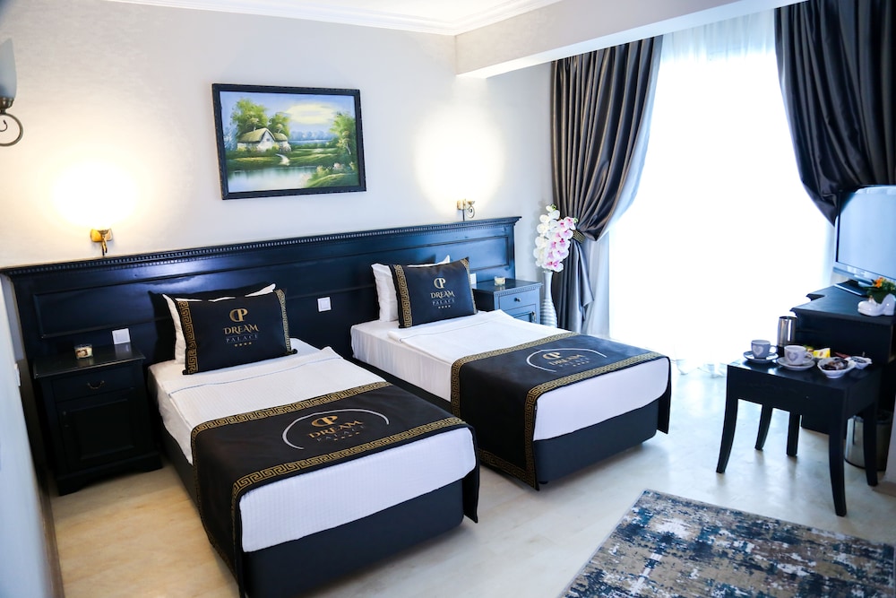 Dream Palace Bodrum (Ex Gumbet Sun Club Hotel) 2/23