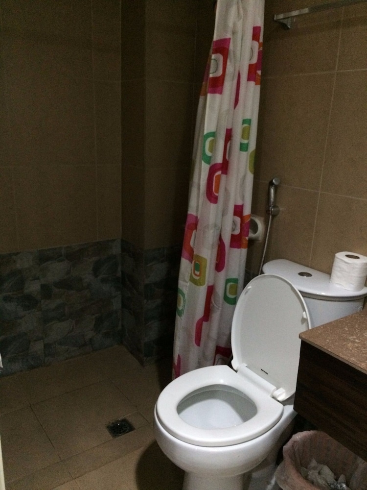 Wregent Plaza Hotel 48/55