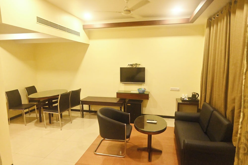 Hotel Simran Heritage Pvt. Ltd. 45/55