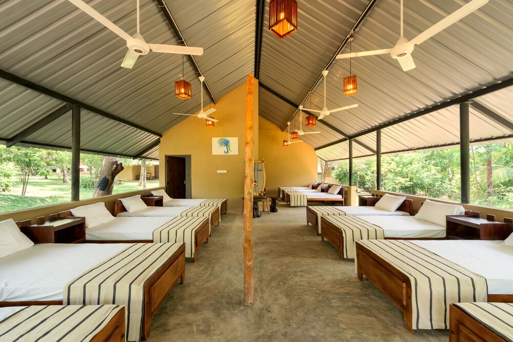Thuduwa Camp 12/36