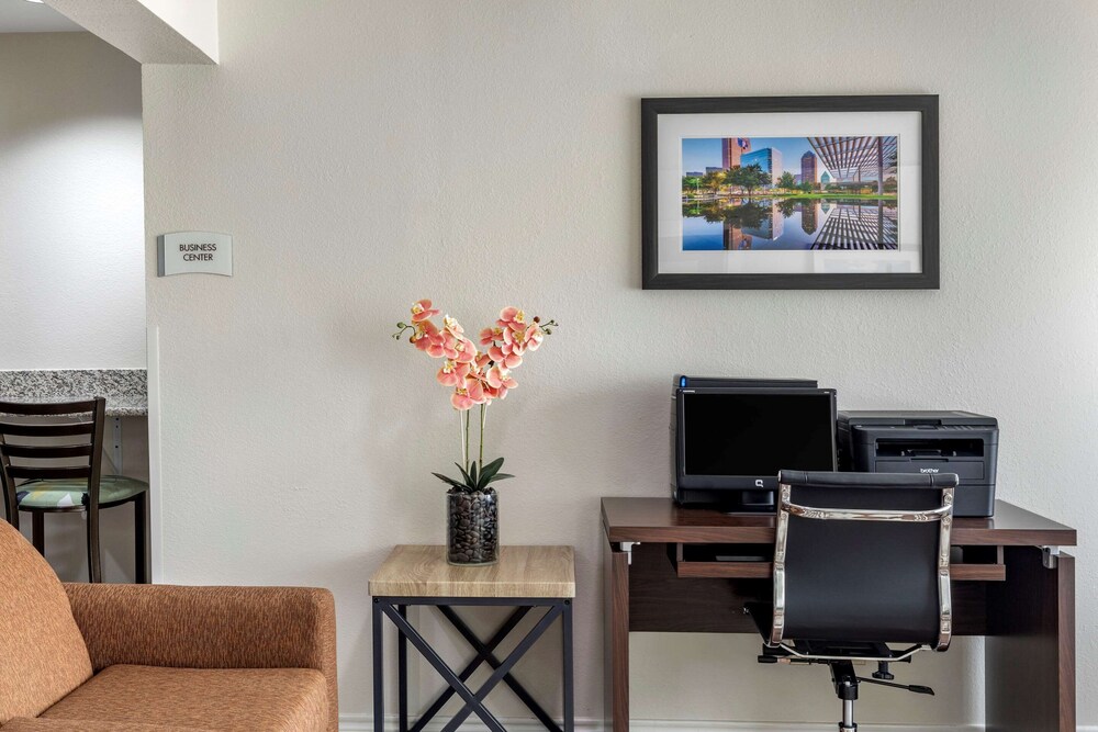 Quality Inn & Suites Longview I-20 28/35