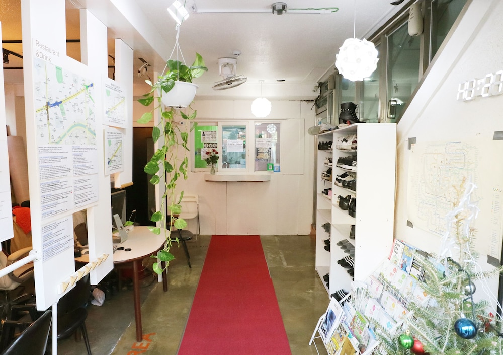 Hostel Korea 3/48