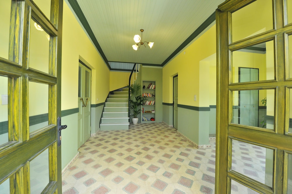 Petrino Gokceada Hotel 6/37