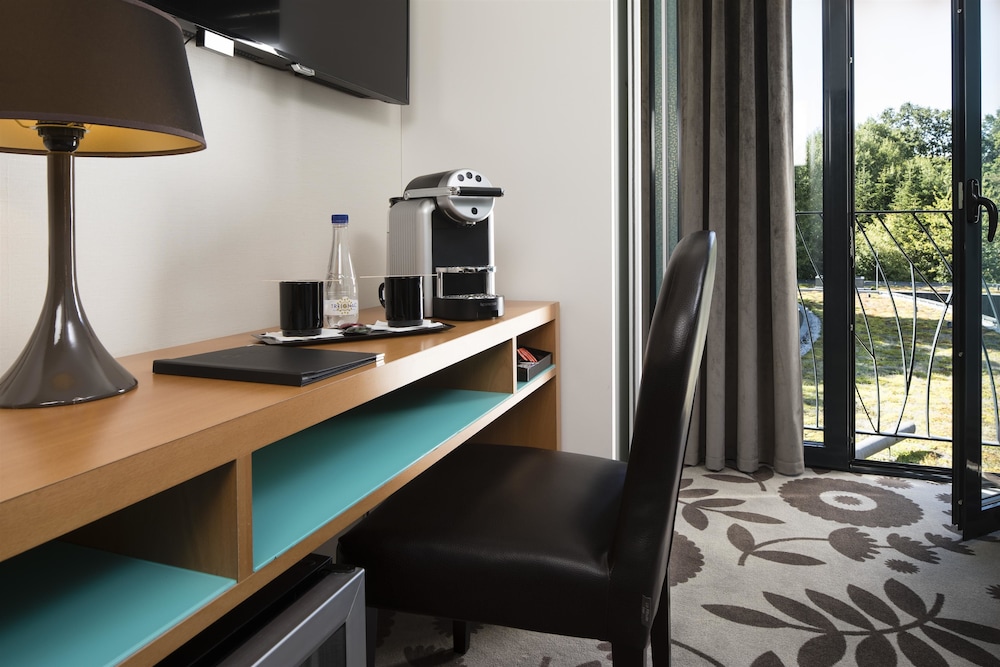 Best Western Plus Hotel De La Regate 51/57