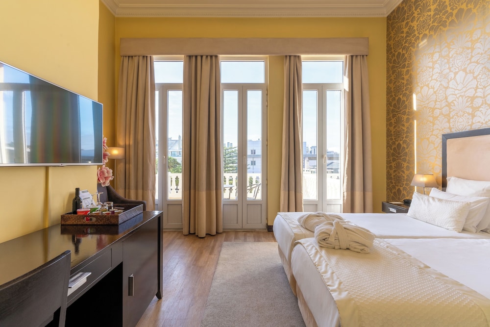 PREMIUM, TWIN BEDS