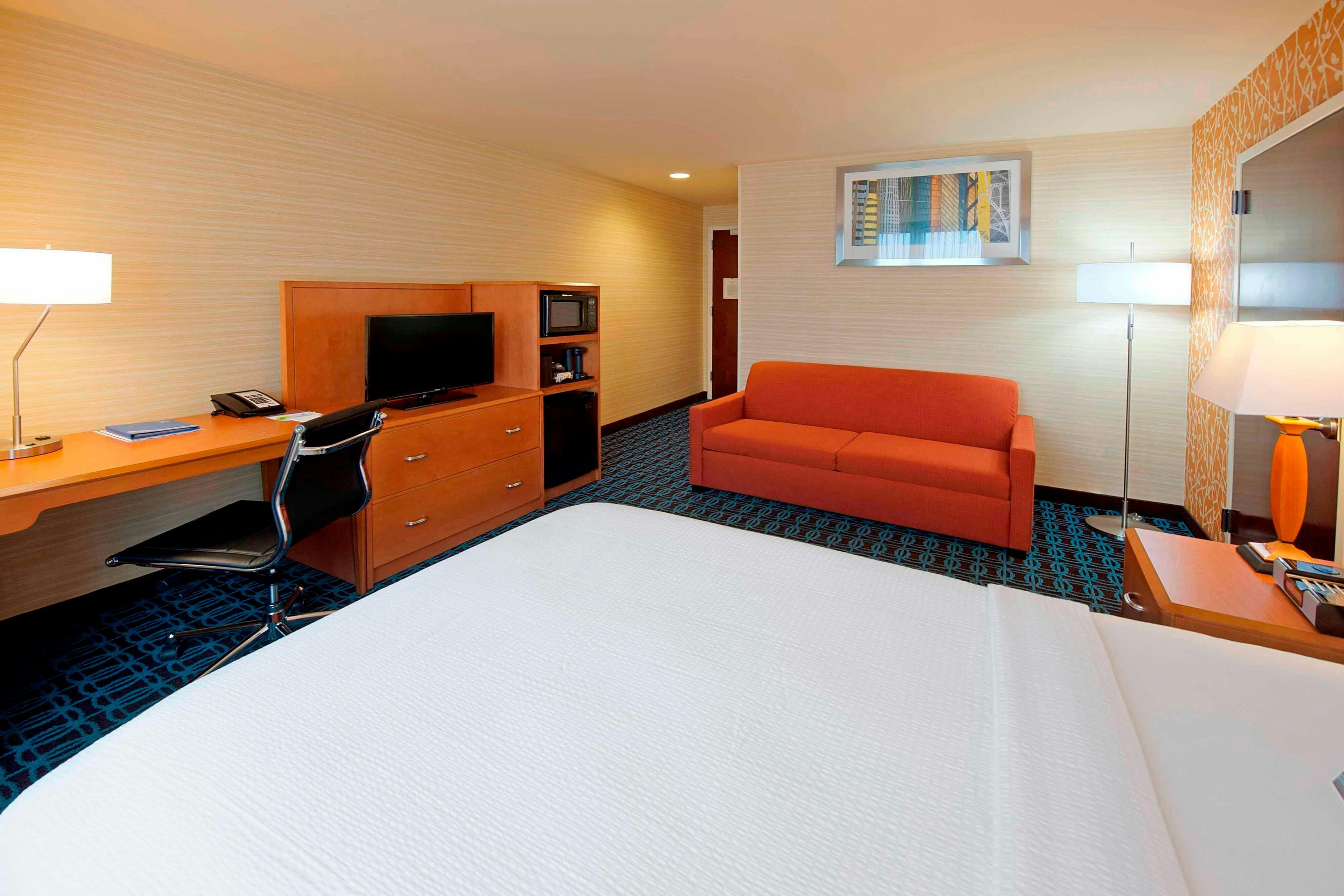 Fairfield Inn by Marriott JFK Airport 3/12