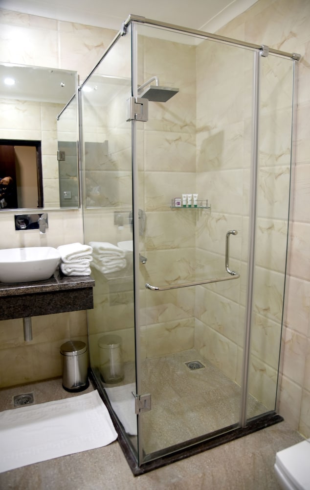 Clarks Inn Suites Katra 47/50
