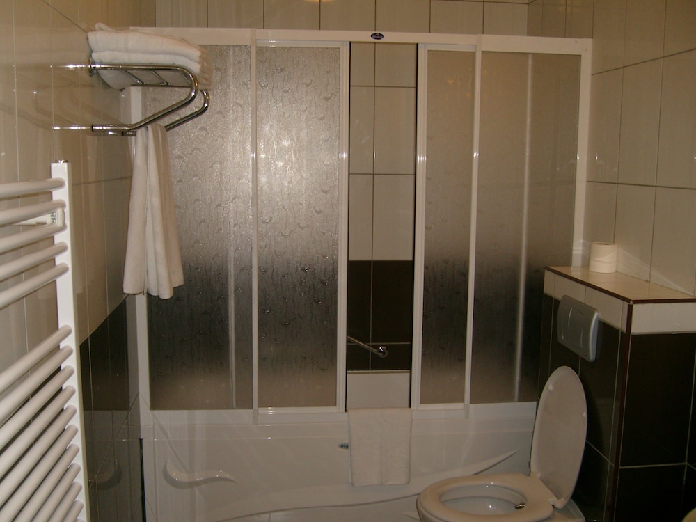 HOTEL PRESTIGE 26/26