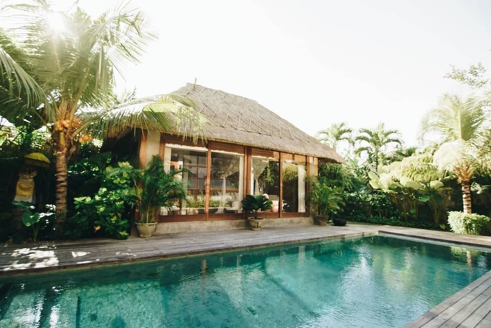 Zin Berawa Villas & Bungalows 7/54