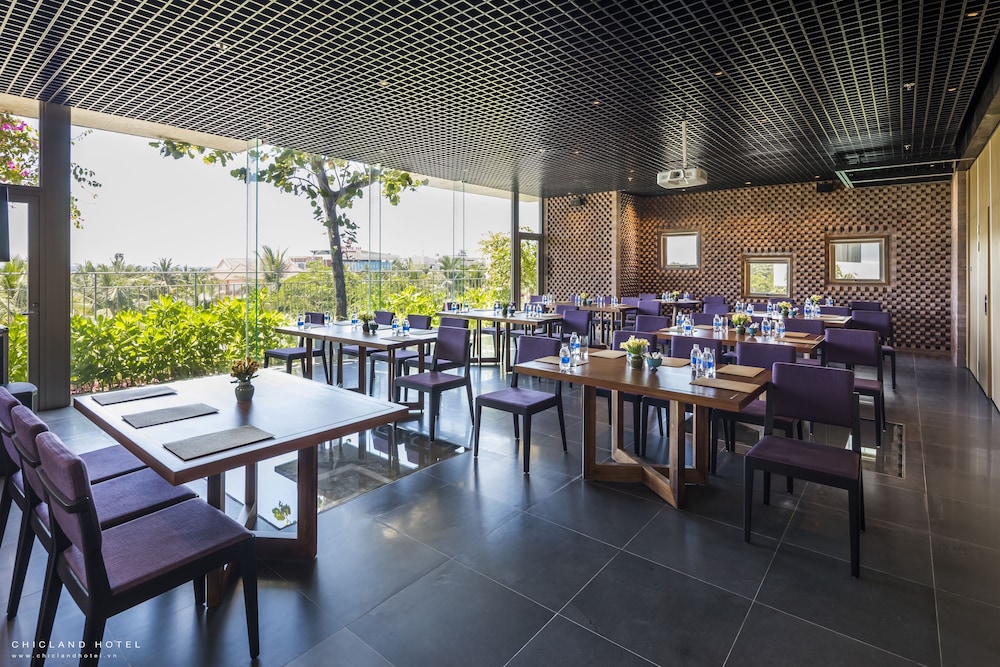 Chicland Da Nang Beach Hotel 54/72