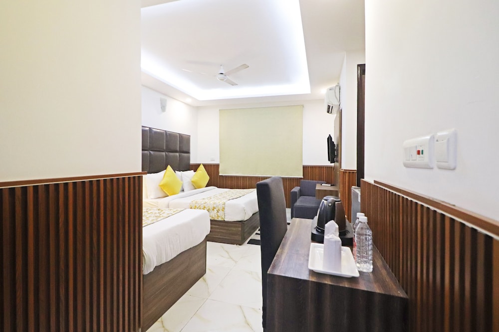 Oyo 10274 Hotel Aamara 40/61