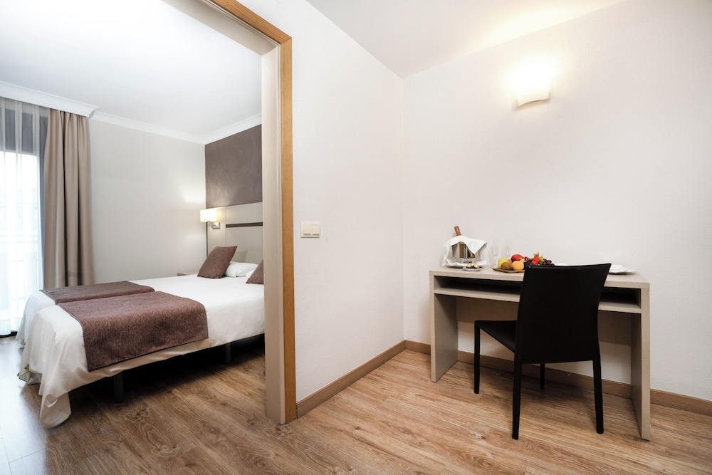 COSMOS Hotel & Aparthotel Andorra 20/65