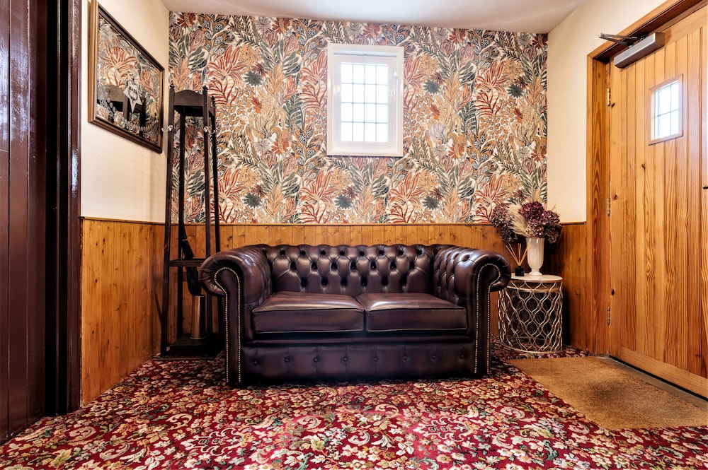 Blacksmiths Arms Inn 37/53