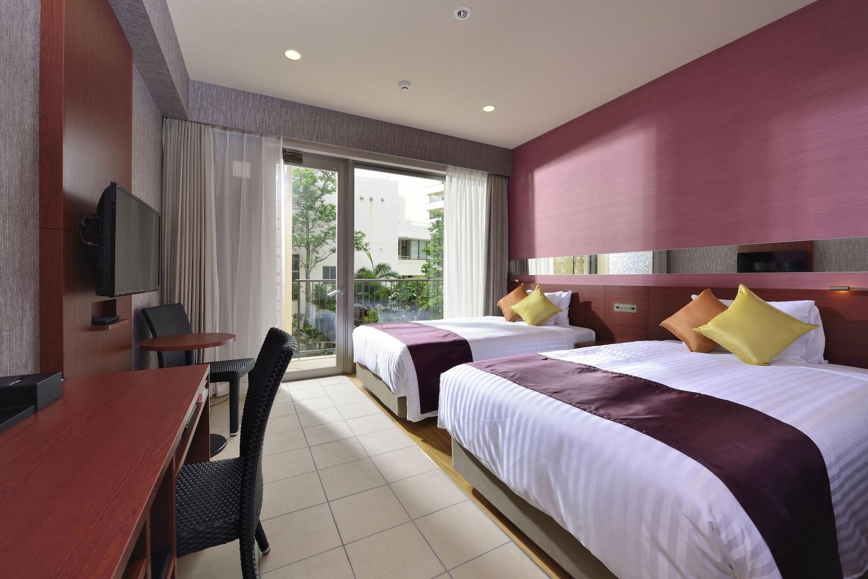 Room, Twin Beds, Patio, Main Tower