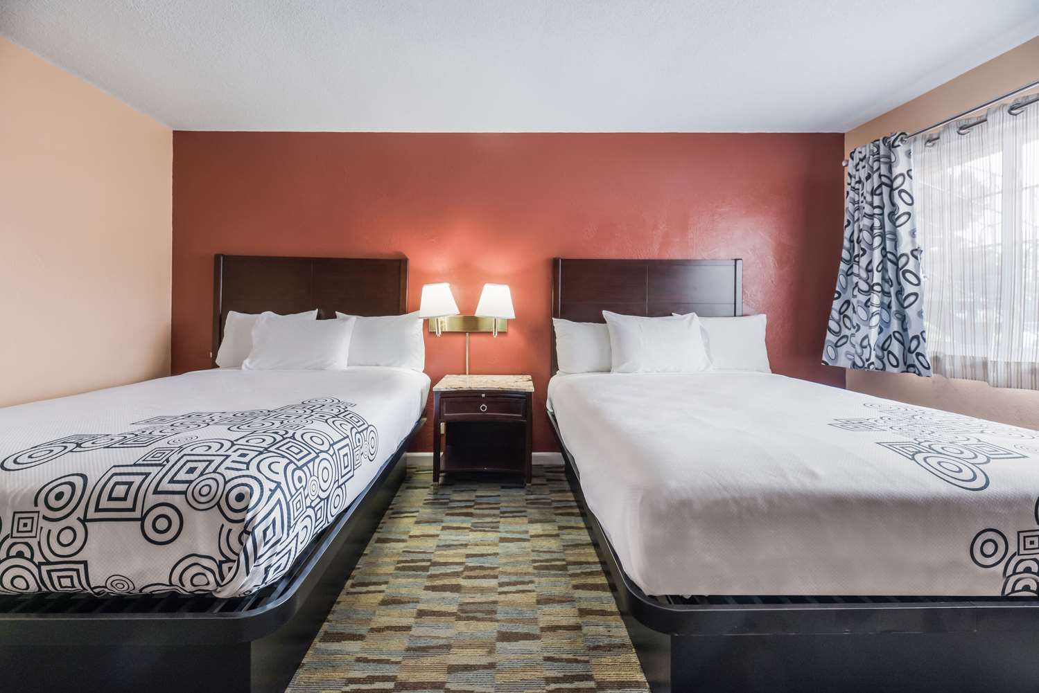 Room, 2 Queen Beds