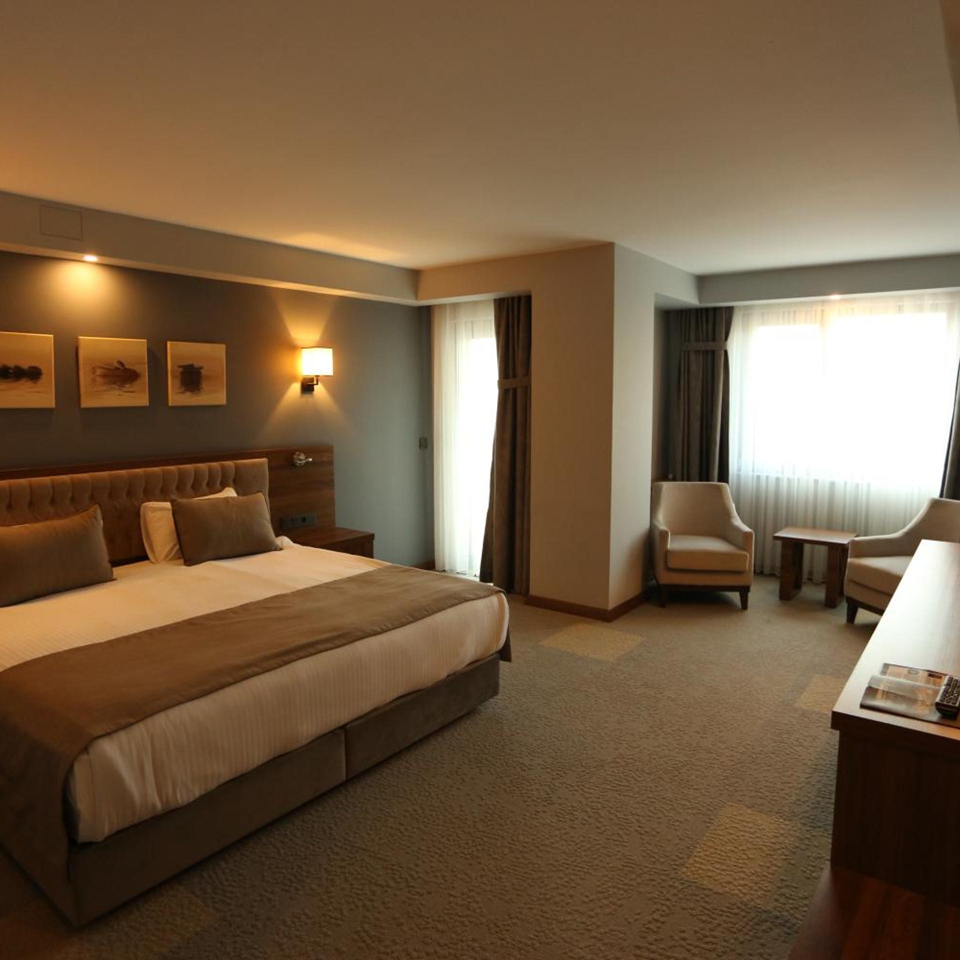 Oytun Hotel 13/52
