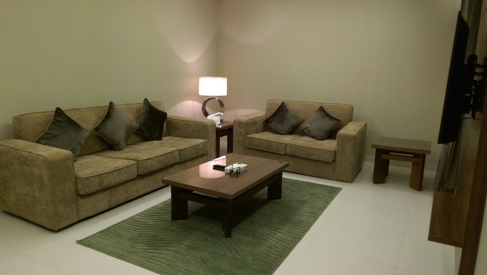 الضيافة شقة العليا(Manazel Al Diafa Serviced Apartments EX. (AL Diafah Apartment Olaya)) 33/44