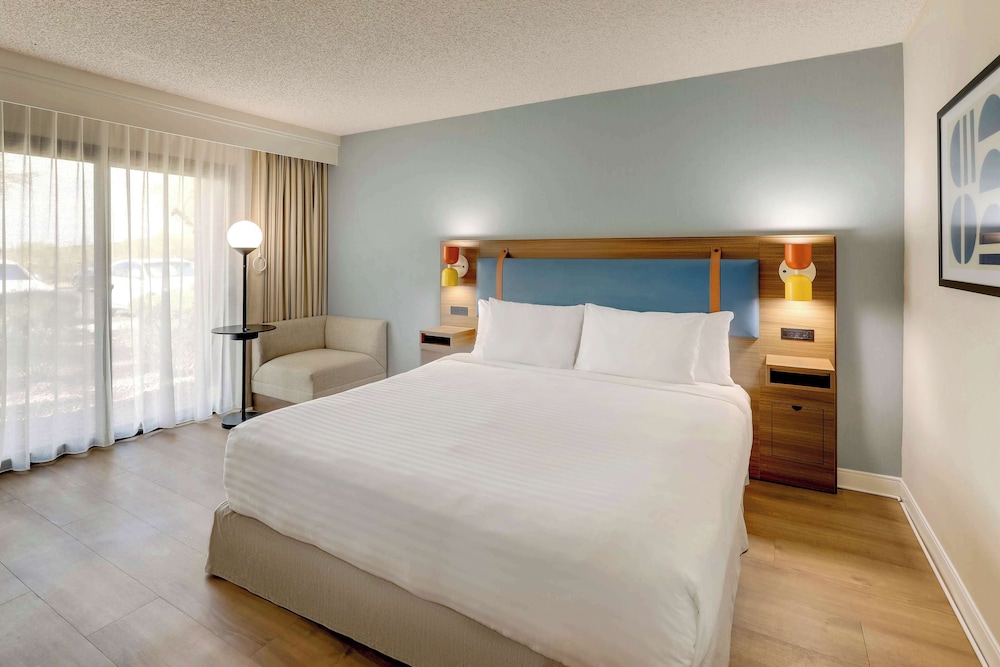 غرفة بسرير كينج لذوي الإعاقة، Sonesta Select Scottsdale At Mayo Clinic Campus 3/18
