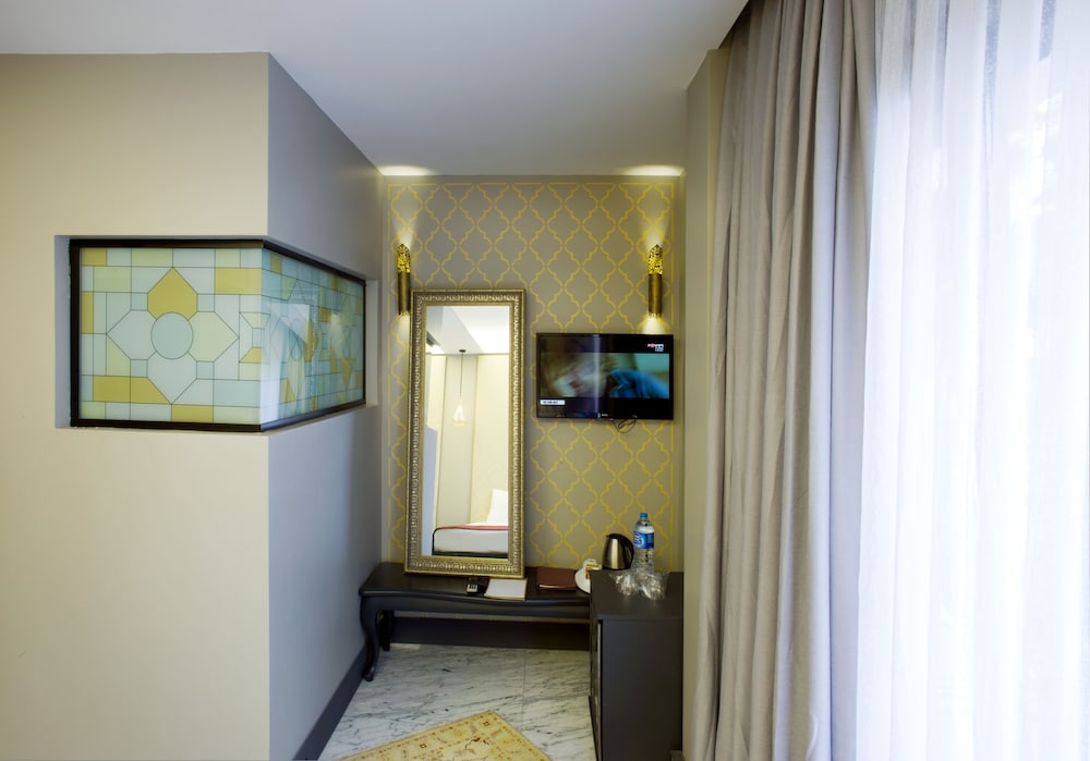 Nowy Efendi Hotel - Special Class 8/77