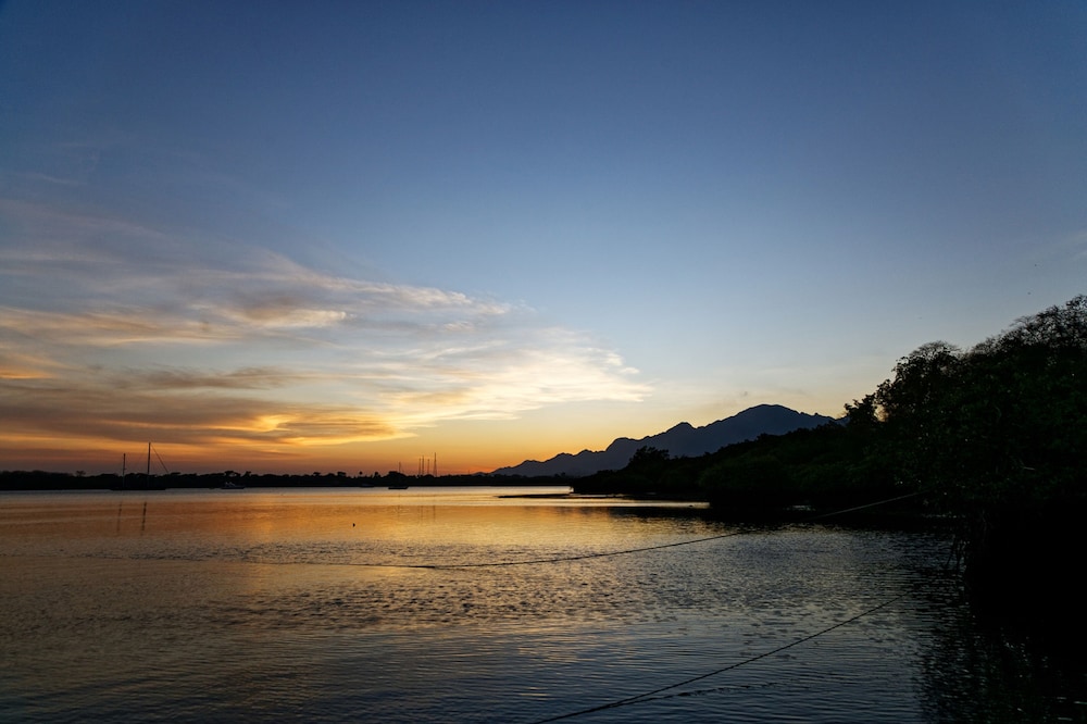 Menjangan Ecolodge 40/50