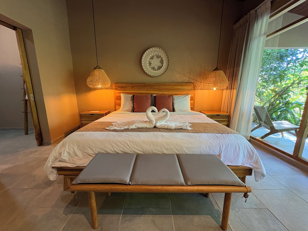 The Falls Resort at Manuel Antonio 21/70
