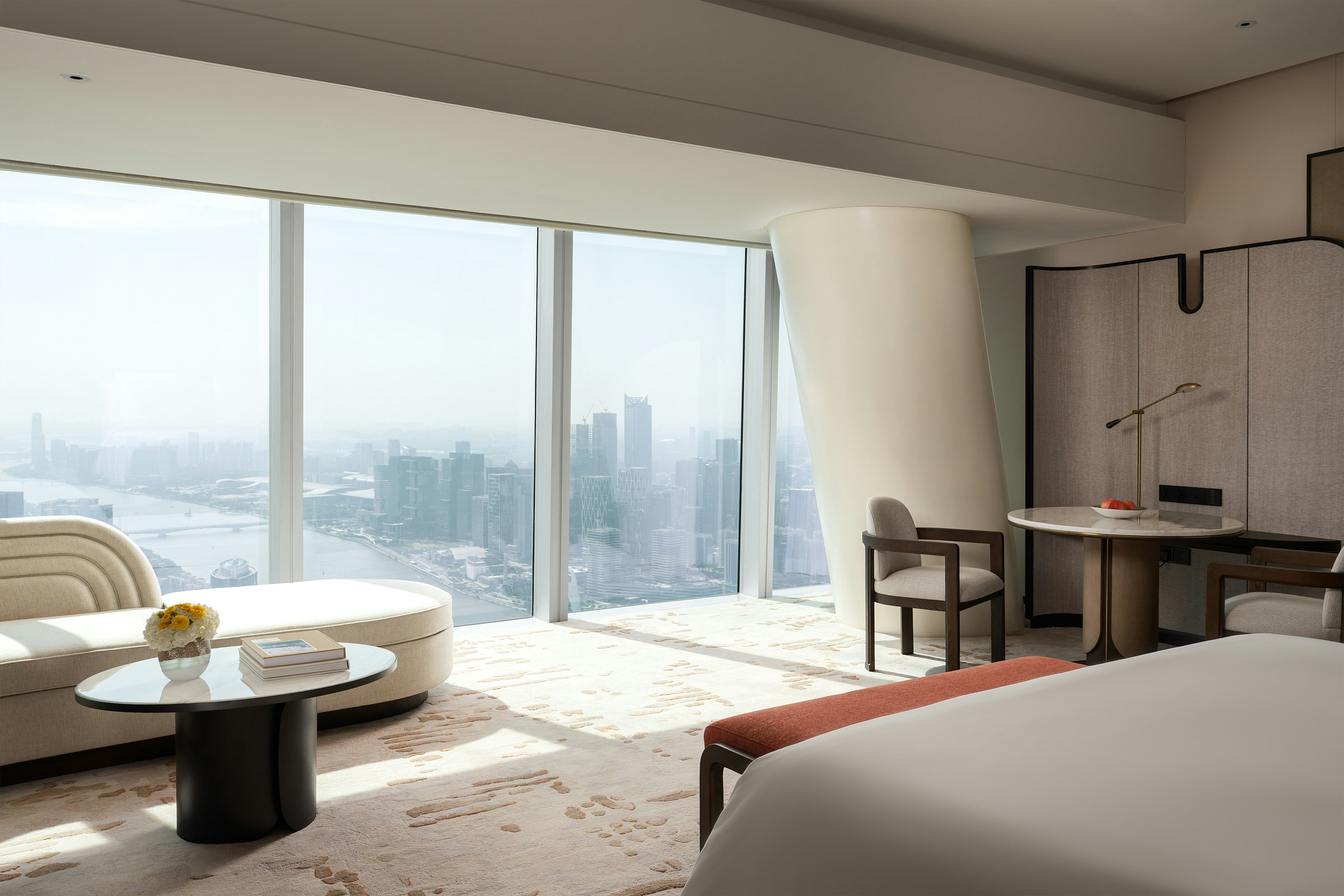ROOM, KING BED, RIVER VIEW