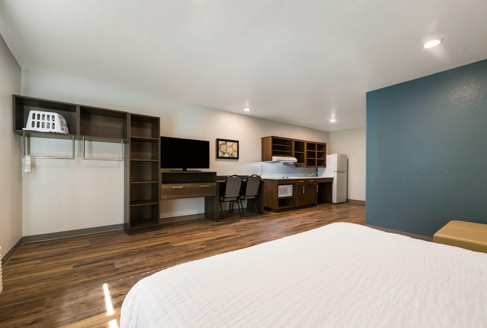 WoodSpring Suites Cocoa Beach - Rockledge 14/37