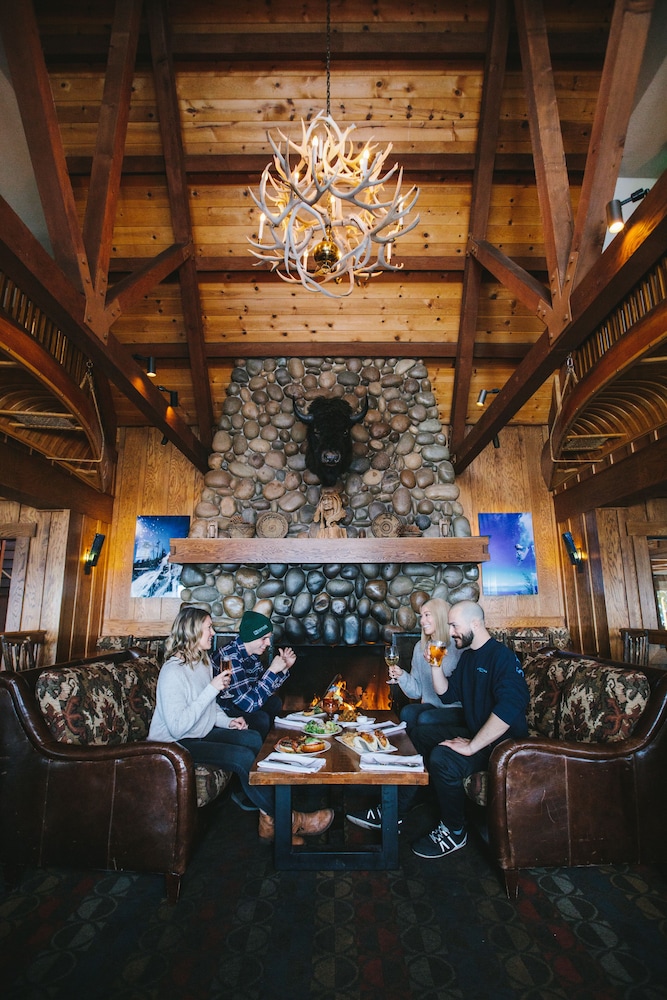 Sunnyside Restaurant &amp; Lodge 18/43