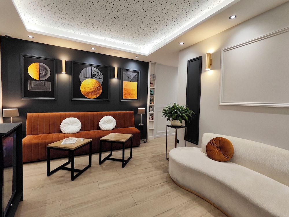 Le 55 Montparnasse Hotel 52/69