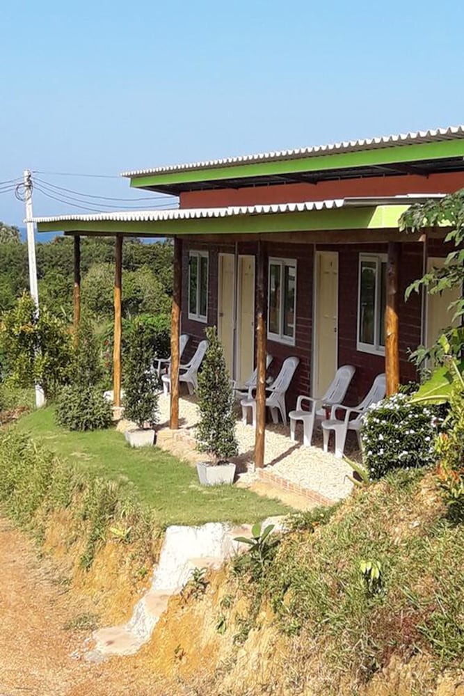 Cat Bungalow 60/66