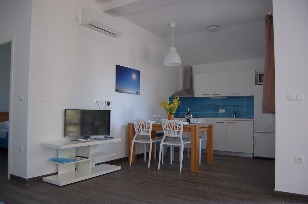 Gorgonia Apartments 31/50
