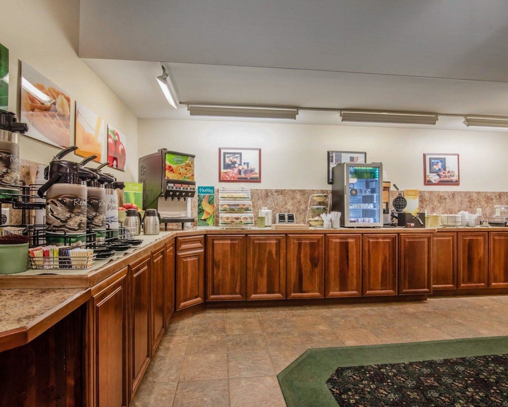 Align Inn Vermont (ex Quality Inn At Quechee Gorge) 13/40