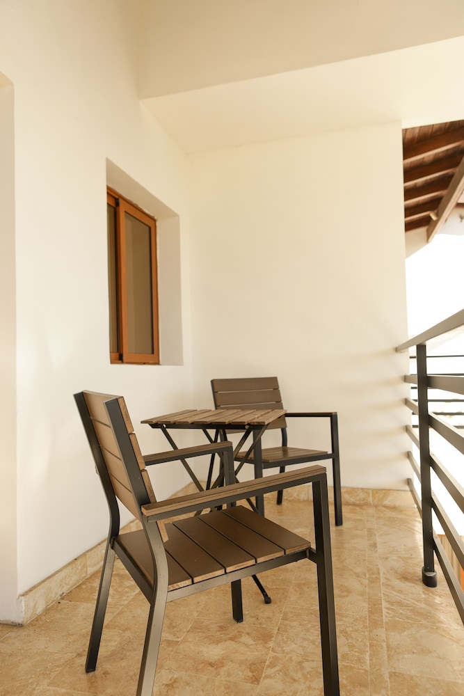Sybaris Residences 39/50