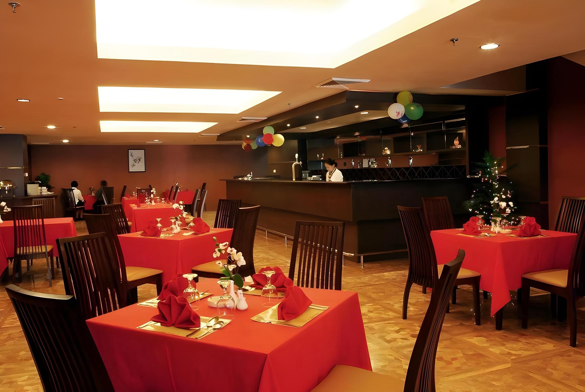 Hotel Grand Antares 33/50