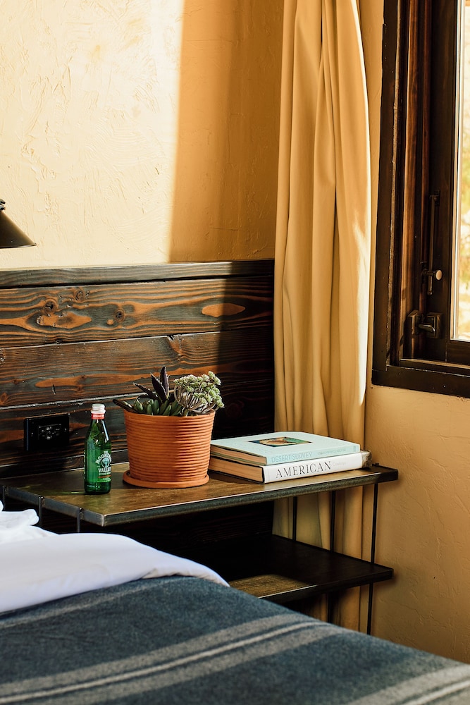 Pioneertown Motel 14/53