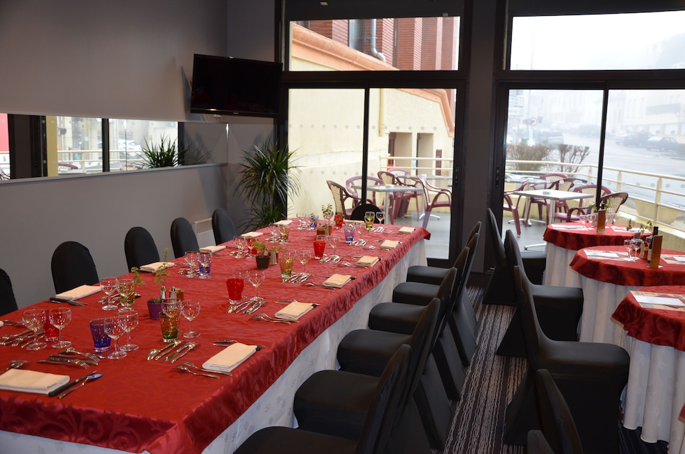 Hotel du Dauphin 37/41