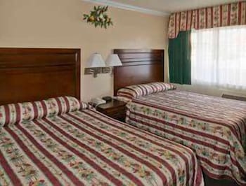 SureStay by Best Western Fresno Central 25/54