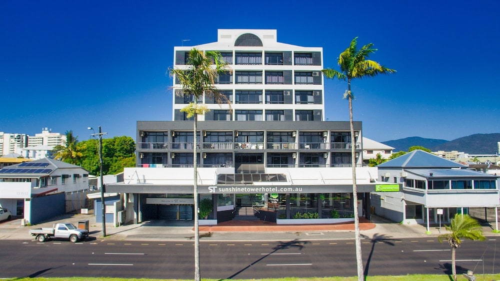 Sunshine Tower Hotel 6/61