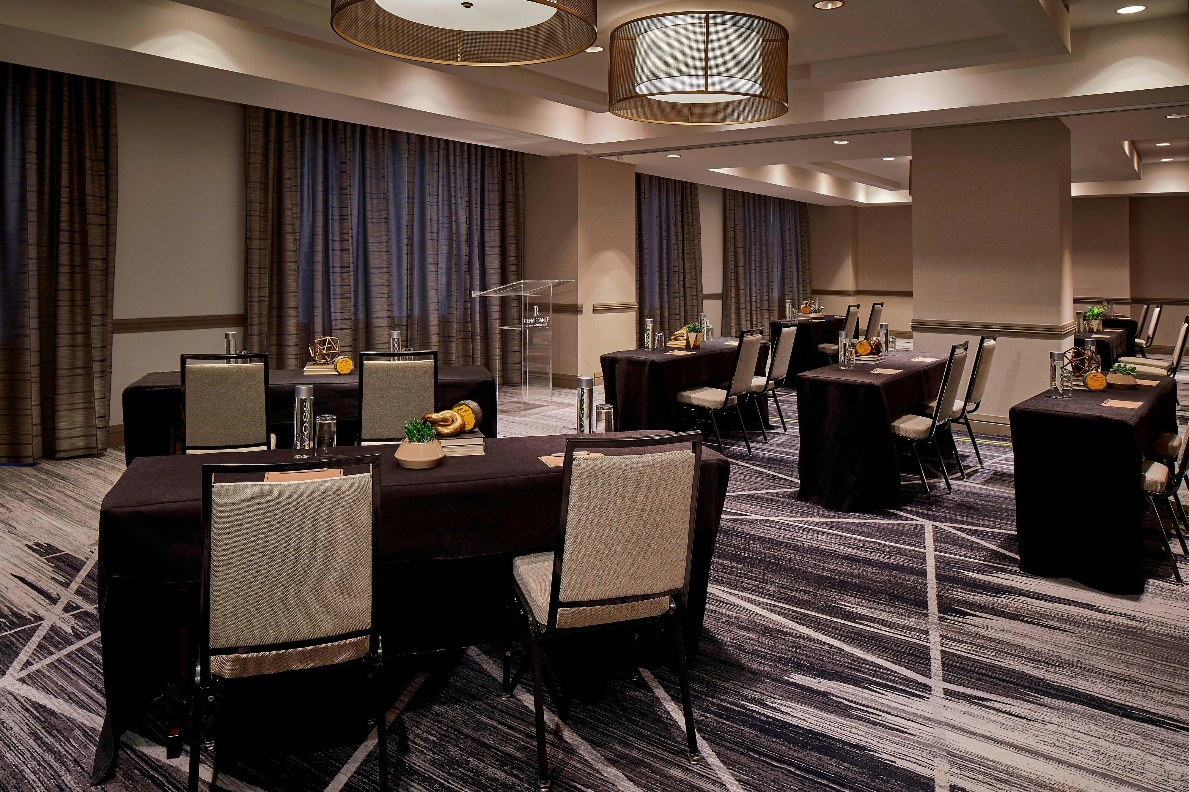 Renaissance Atlanta Midtown Hotel 23/28