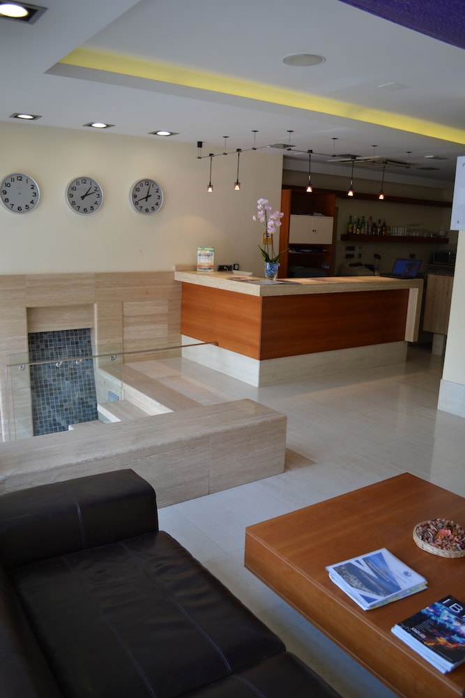 Hotel Marfil 2/56