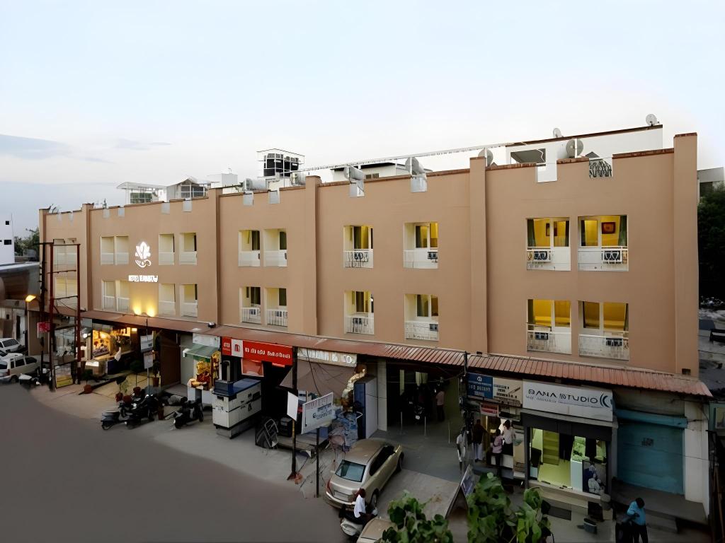 Hotel Rainbow 1/11