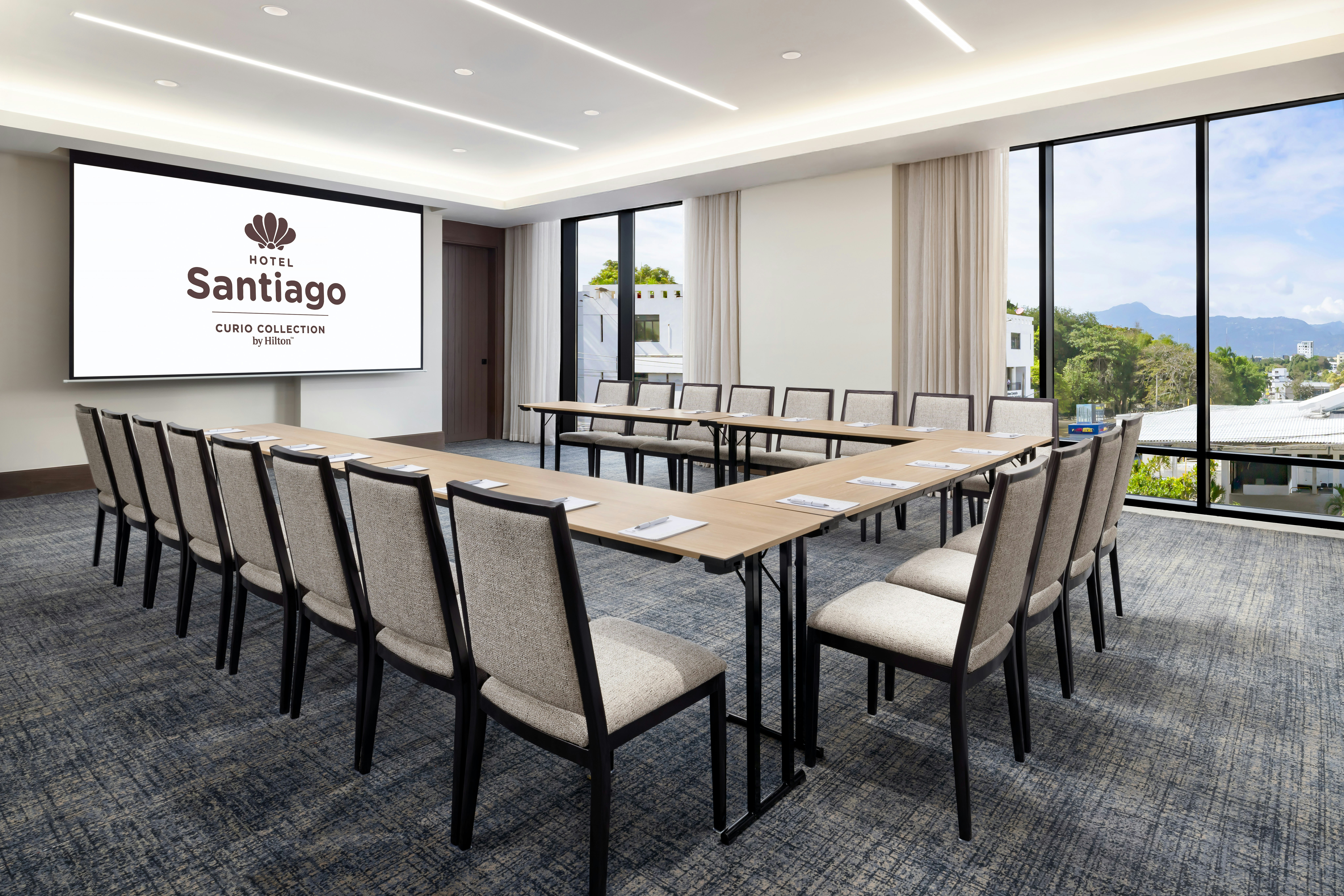 Hotel Santiago, Curio Collection by Hilton 46/59